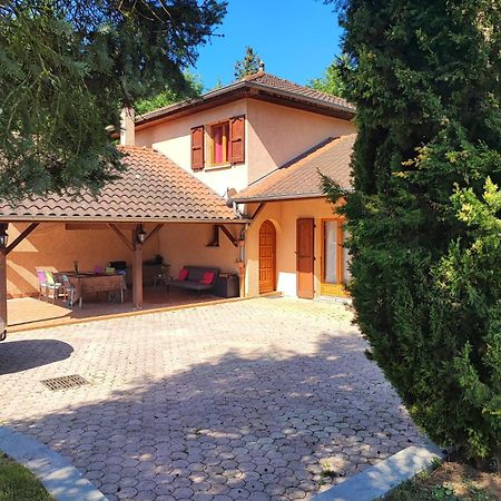 Les Charmettes Villa Saint-Chef Luaran gambar